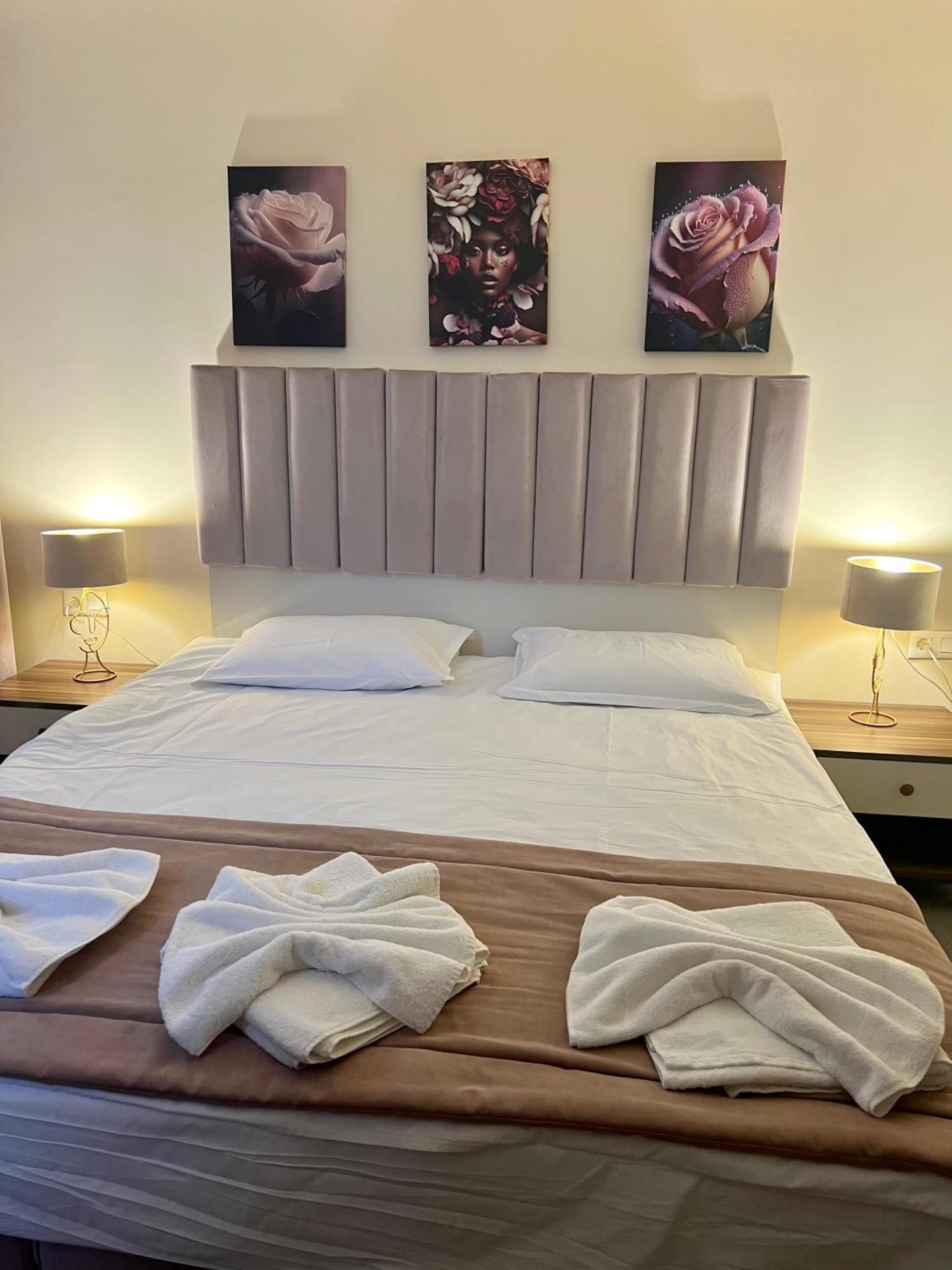 Floral Boutique Hotel Pleven Exteriér fotografie